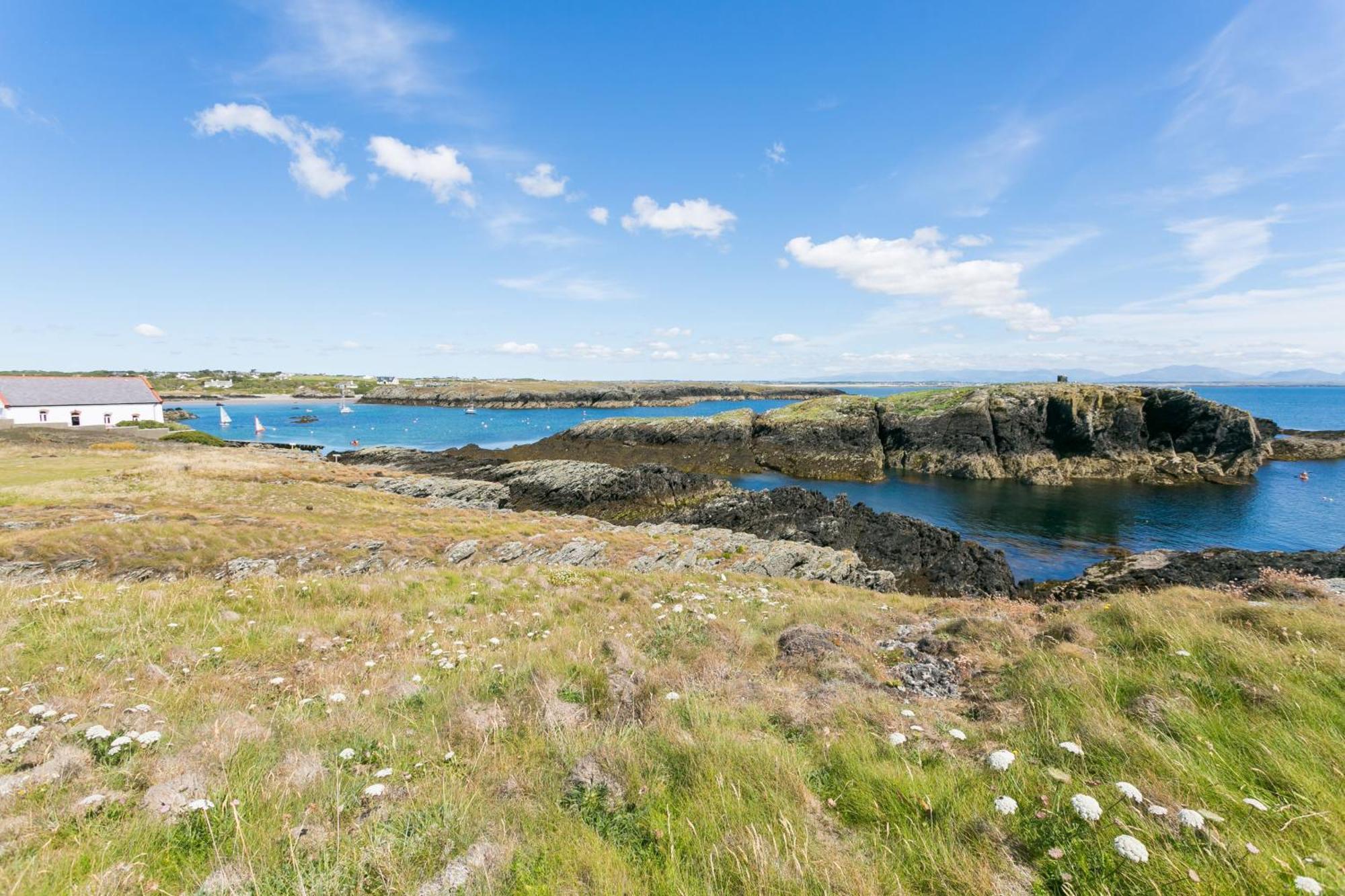 Pen Y Graig Villa Rhoscolyn Eksteriør billede