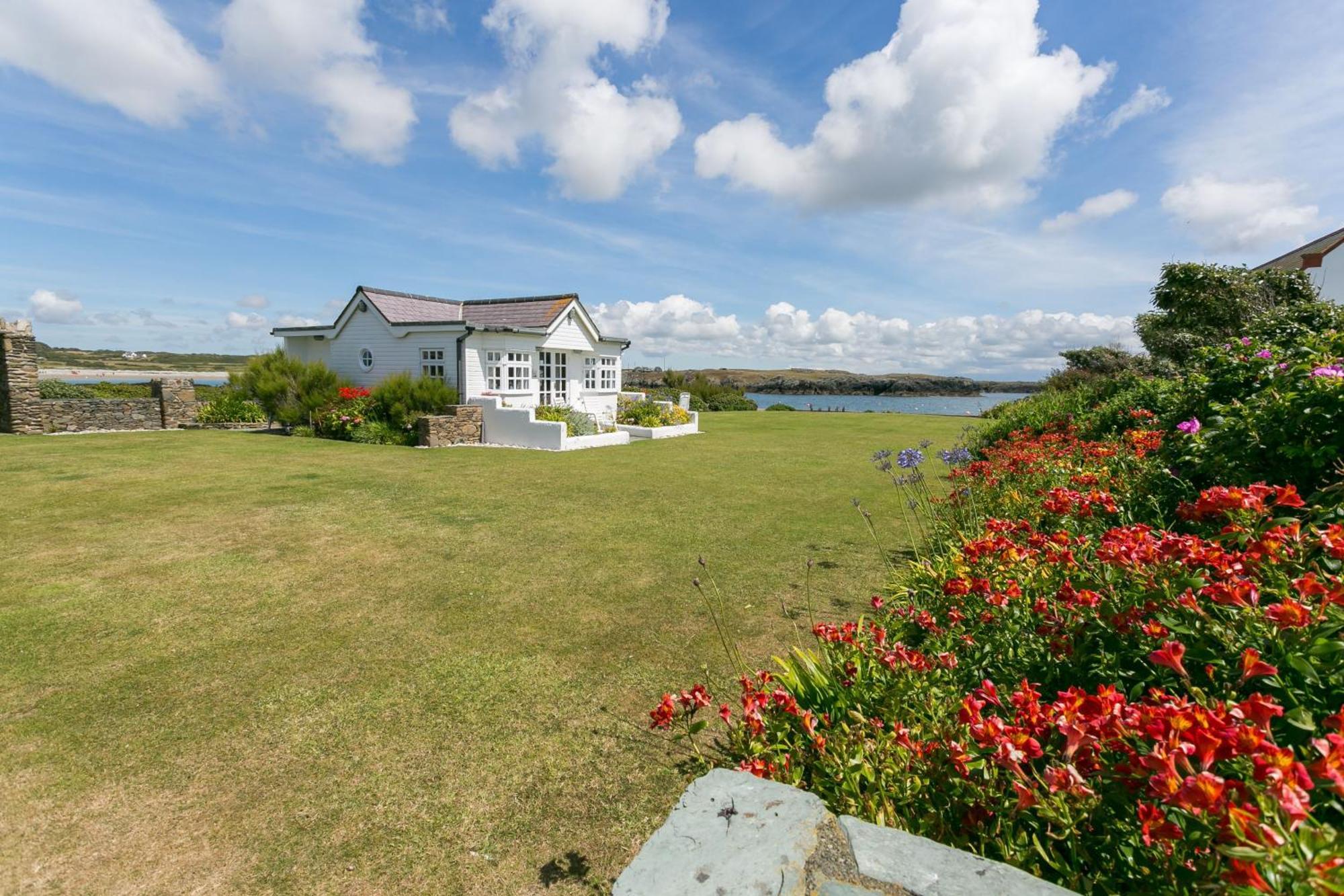 Pen Y Graig Villa Rhoscolyn Eksteriør billede